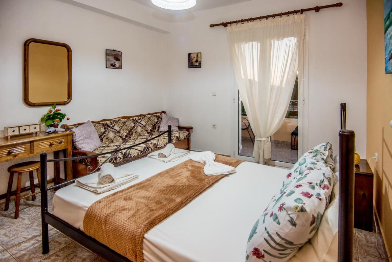 Aristotelis Apartments Razáta Extérieur photo