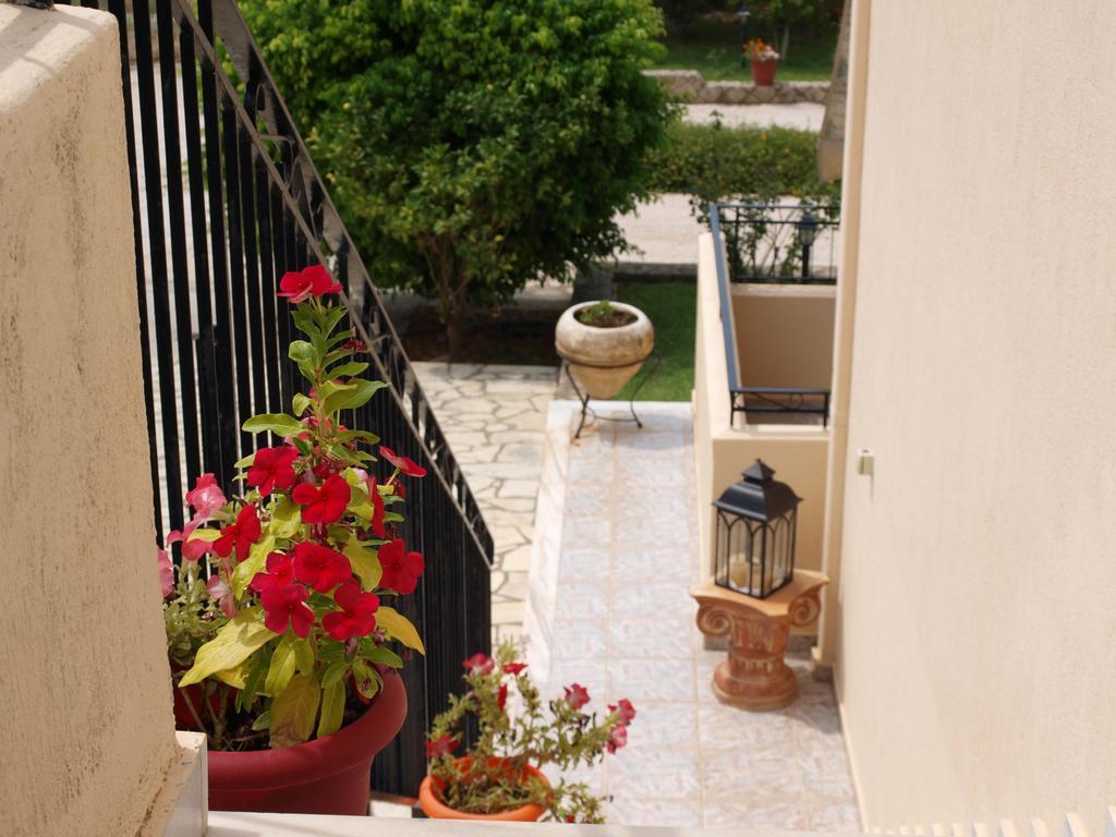 Aristotelis Apartments Razáta Extérieur photo